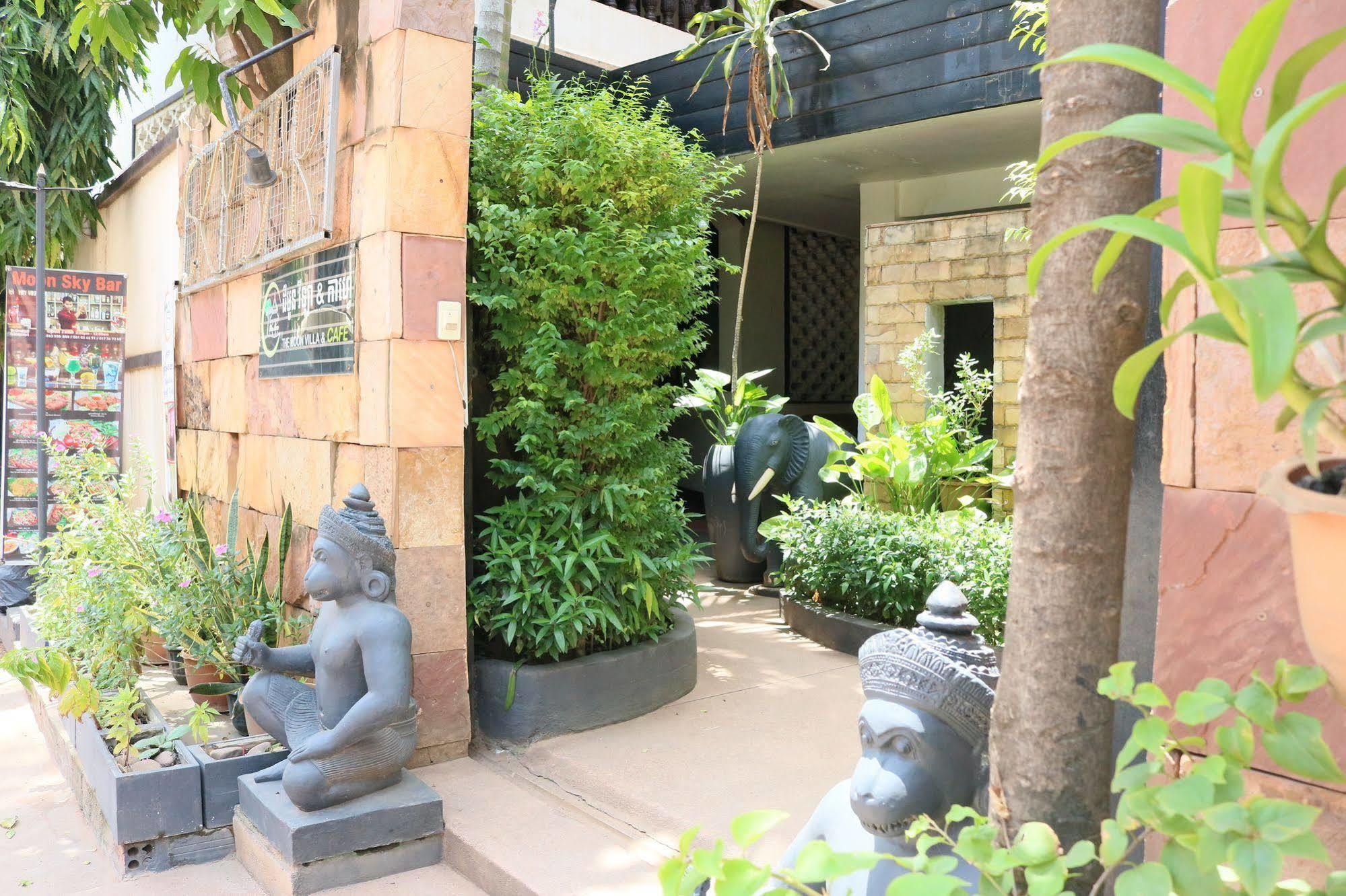 The Moon Villa Siem Reap Exterior photo